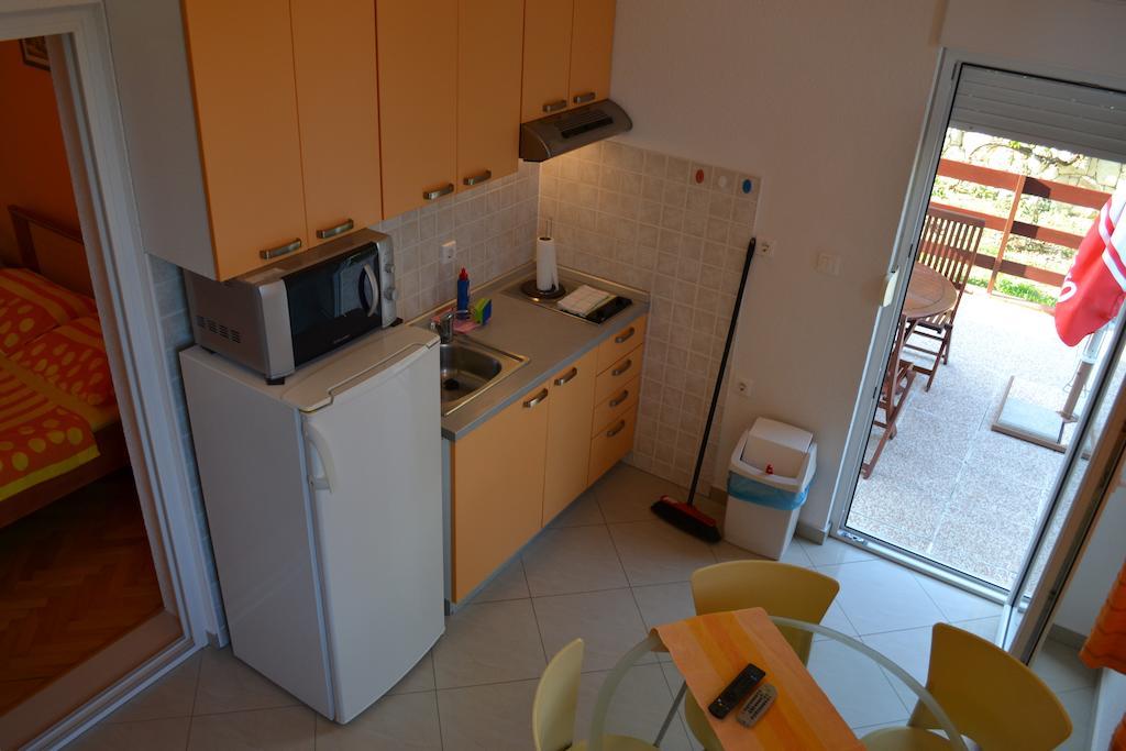 Apartments Karlo Omis Ngoại thất bức ảnh